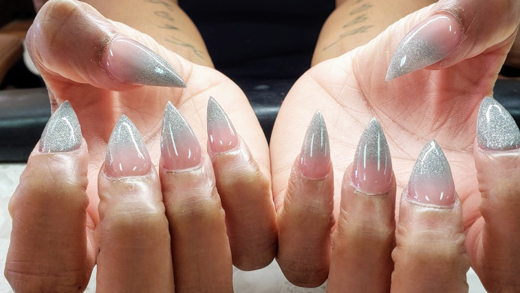 Sun Nails & Spa logo